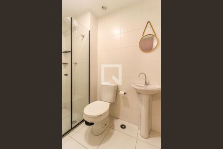 Apartamento para alugar com 27m², 1 quarto e sem vaga Apartamento para alugar com 27m², 1 quarto e sem vagaBanheiro da Suíte