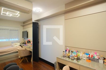 Apartamento à venda com 102m², 3 quartos e 2 vagasSuíte 2