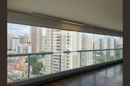 Apartamento à venda com 152m², 3 quartos e 3 vagas Apartamento à venda com 152m², 3 quartos e 3 vagasSala