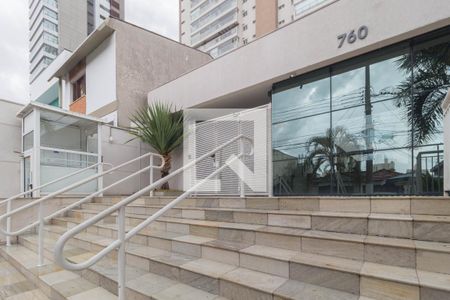 Apartamento à venda com 209m², 3 quartos e 4 vagas Apartamento à venda com 209m², 3 quartos e 4 vagasFachada