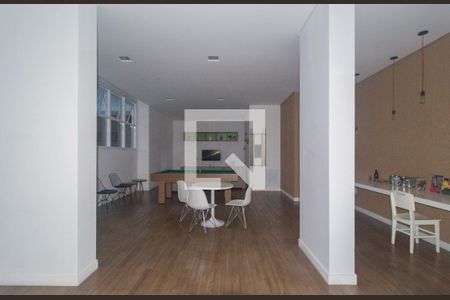 Apartamento à venda com 209m², 3 quartos e 4 vagas Apartamento à venda com 209m², 3 quartos e 4 vagasSalão de jogos