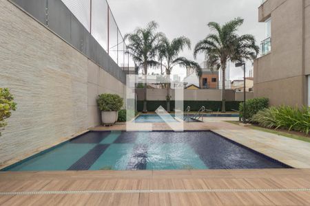 Apartamento à venda com 209m², 3 quartos e 4 vagas Apartamento à venda com 209m², 3 quartos e 4 vagasPiscina