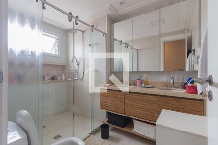 Apartamento à venda com 209m², 3 quartos e 4 vagas Apartamento à venda com 209m², 3 quartos e 4 vagasBanheiro - Suíte 2