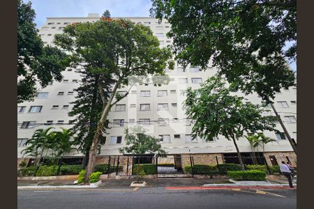 Apartamento à venda com 100m², 2 quartos e 1 vagaFachada