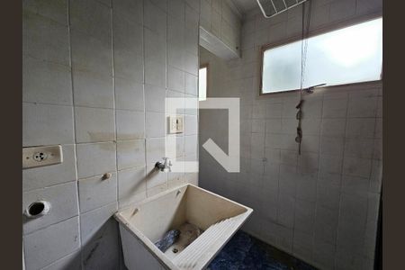 Apartamento à venda com 100m², 2 quartos e 1 vagaÁrea de Serviço