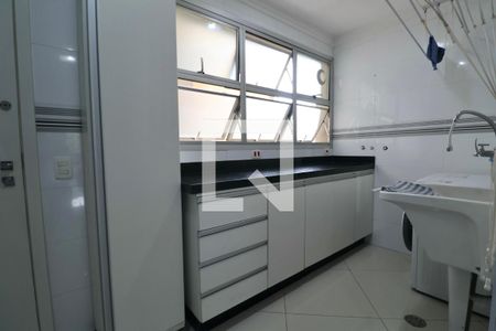 Apartamento para alugar com 135m², 4 quartos e 2 vagasÁrea de Serviço