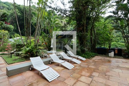 Apartamento para alugar com 135m², 4 quartos e 2 vagasÁrea comum - Piscina