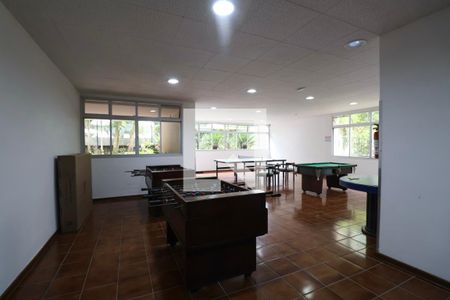 Apartamento para alugar com 135m², 4 quartos e 2 vagasÁrea comum - Sala de jogos