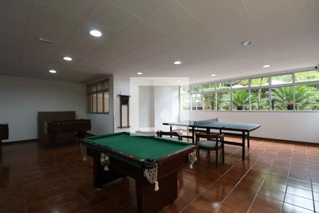 Apartamento para alugar com 135m², 4 quartos e 2 vagasÁrea comum - Sala de jogos