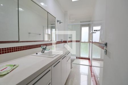 Apartamento para alugar com 135m², 4 quartos e 2 vagasBanheiro Social