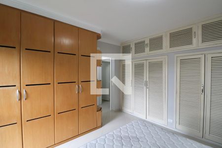 Apartamento para alugar com 135m², 4 quartos e 2 vagasQuarto Suíte 2 