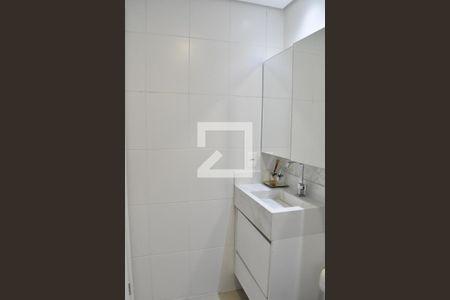 Apartamento para alugar com 47m², 2 quartos e 1 vaga Apartamento para alugar com 47m², 2 quartos e 1 vagaBanheiro