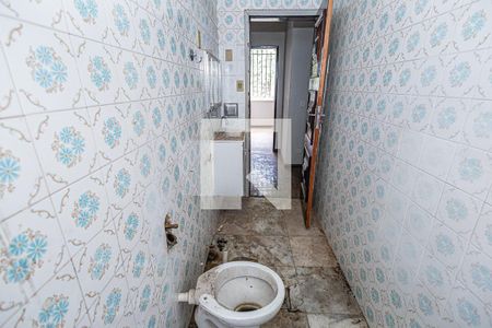 Casa para alugar com 359m², 4 quartos e 3 vagasBanheiro