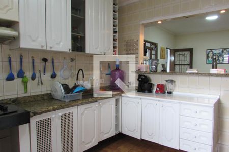 Casa à venda com 125m², 3 quartos e 2 vagasCozinha