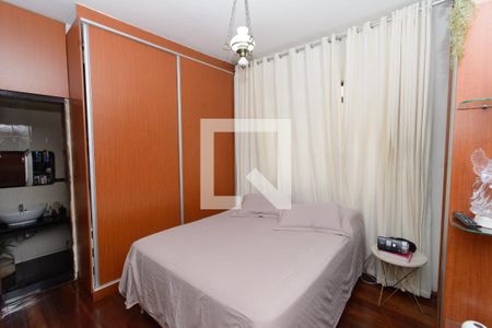 Casa à venda com 360m², 5 quartos e 4 vagasSuite 1