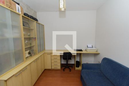 Casa à venda com 360m², 5 quartos e 4 vagasEscritório