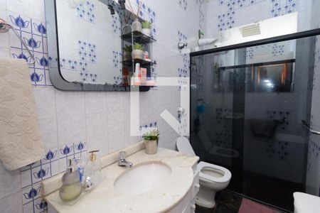Casa à venda com 360m², 5 quartos e 4 vagasBanheiro Social