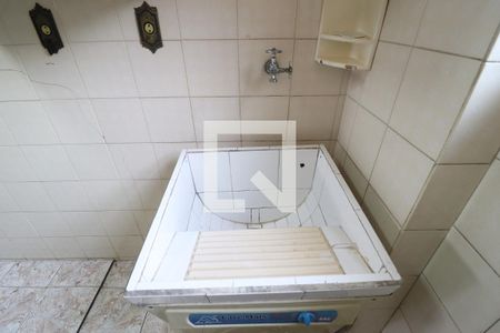 Casa para alugar com 80m², 2 quartos e 1 vagaÁrea de Serviço