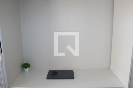 Casa de condomínio para alugar com 200m², 4 quartos e 2 vagasQuarto 1