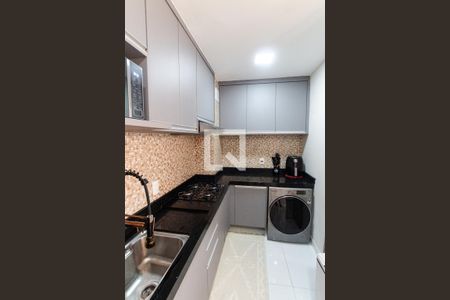 Apartamento à venda com 38m², 2 quartos e sem vagaCozinha e Área de Serviço