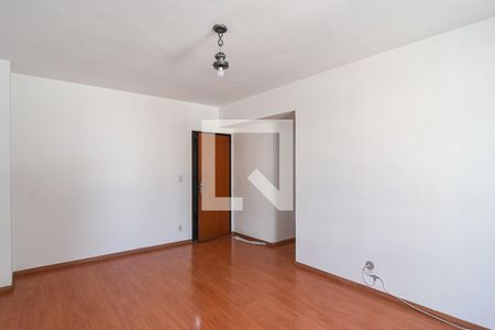 Sala de apartamento para alugar com 2 quartos, 70m² em Santa Rosa, Niterói