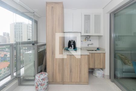 Apartamento à venda com 65m², 2 quartos e 1 vaga Apartamento à venda com 65m², 2 quartos e 1 vagaVaranda