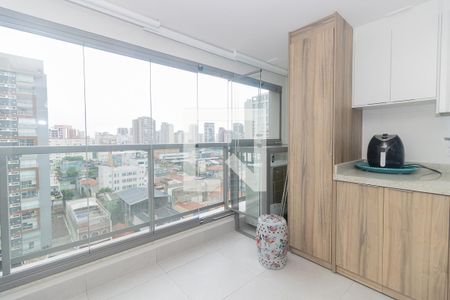 Apartamento à venda com 65m², 2 quartos e 1 vaga Apartamento à venda com 65m², 2 quartos e 1 vagaVaranda
