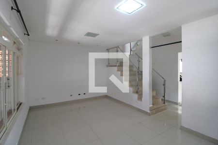 Sala de casa para alugar com 3 quartos, 120m² em Vila do Castelo, São Paulo