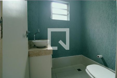 Casa para alugar com 120m², 3 quartos e 2 vagasBanheiro 02
