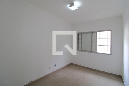 Quarto 1 de casa para alugar com 3 quartos, 120m² em Vila do Castelo, São Paulo