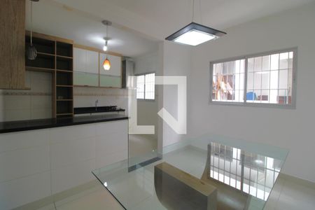 Casa para alugar com 120m², 3 quartos e 2 vagasCozinha