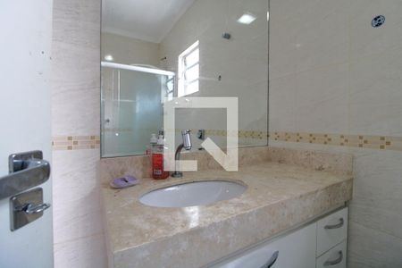 Casa para alugar com 120m², 3 quartos e 2 vagasBanheiro 02