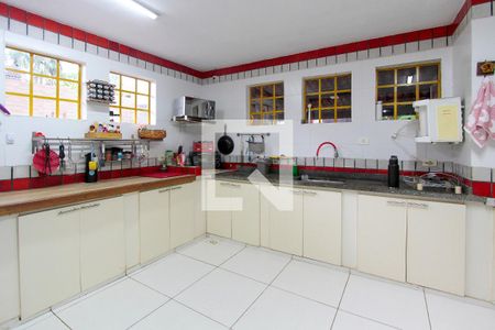 Casa de condomínio à venda com 400m², 4 quartos e 2 vagas Casa de condomínio à venda com 400m², 4 quartos e 2 vagasCozinha