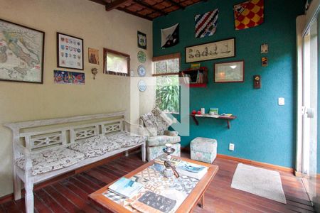 Casa de condomínio à venda com 400m², 4 quartos e 2 vagas Casa de condomínio à venda com 400m², 4 quartos e 2 vagasSala de reuniões