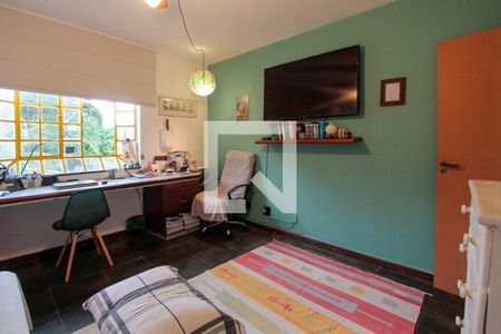 Casa de condomínio à venda com 400m², 4 quartos e 2 vagas Casa de condomínio à venda com 400m², 4 quartos e 2 vagasQuarto 3