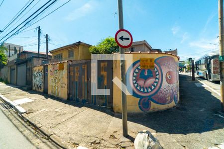 Casa à venda com 350m², 2 quartos e 3 vagasFachada