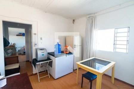 Sala de casa à venda com 2 quartos, 350m² em Parque Jabaquara, São Paulo