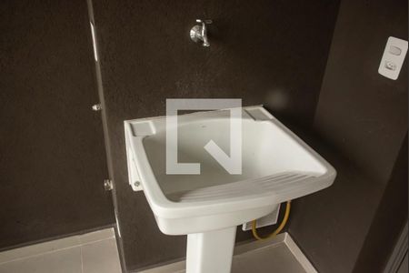 Apartamento para alugar com 71m², 2 quartos e 1 vagaÁrea de Serviço