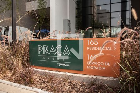 Apartamento para alugar com 71m², 2 quartos e 1 vaga Apartamento para alugar com 71m², 2 quartos e 1 vagaFachada