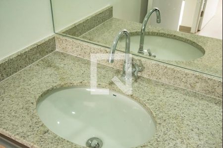 Apartamento para alugar com 71m², 2 quartos e 1 vagaBanheiro