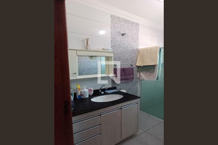 Casa para alugar com 160m², 4 quartos e 5 vagas Banheiro da Suíte 2