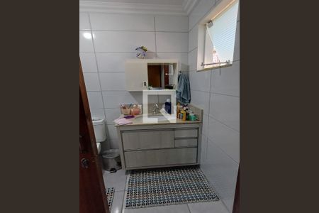 Casa para alugar com 160m², 4 quartos e 5 vagasBanheiro da Suíte 1