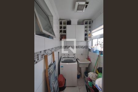 Apartamento à venda com 127m², 3 quartos e 1 vaga Apartamento à venda com 127m², 3 quartos e 1 vagaÁrea de serviço