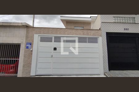 Fachada + Placa de casa para alugar com 4 quartos, 112m² em Vila Darli, São Paulo
