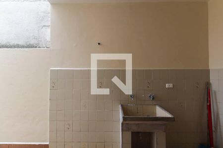 Área de Serviço de casa para alugar com 4 quartos, 112m² em Vila Darli, São Paulo