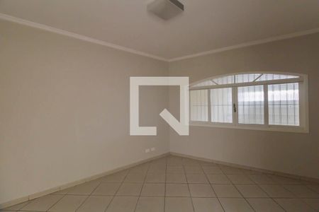 Sala de casa para alugar com 4 quartos, 112m² em Vila Darli, São Paulo