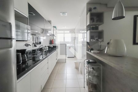 Apartamento à venda com 95m², 2 quartos e 1 vagaCozinha