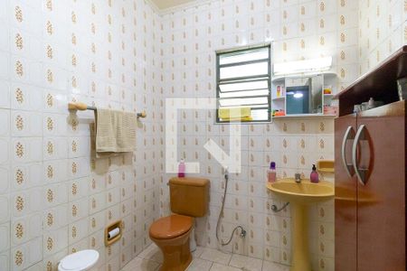 Casa à venda com 174m², 2 quartos e 2 vagas Casa à venda com 174m², 2 quartos e 2 vagasBanheiro da suíte