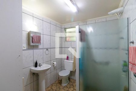 Casa à venda com 174m², 2 quartos e 2 vagas Casa à venda com 174m², 2 quartos e 2 vagasBanheiro social