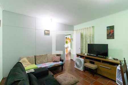 Casa à venda com 174m², 2 quartos e 2 vagas Casa à venda com 174m², 2 quartos e 2 vagasSala